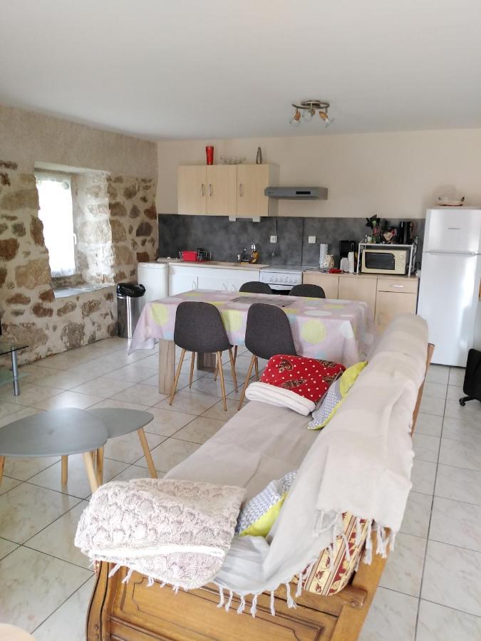 Chaleureux A La Campagne Apartment Saint-Germain-Laprade ภายนอก รูปภาพ